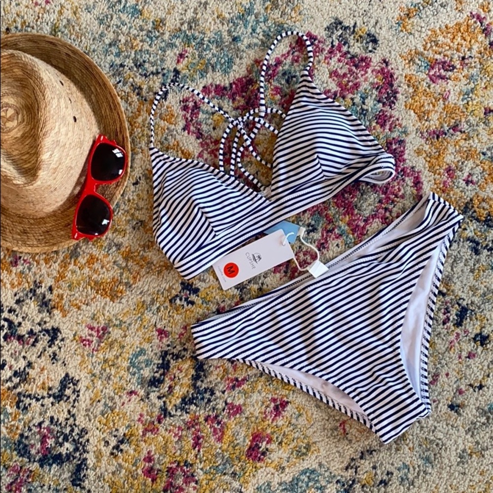 CUPSHE brand new bikini blue and white